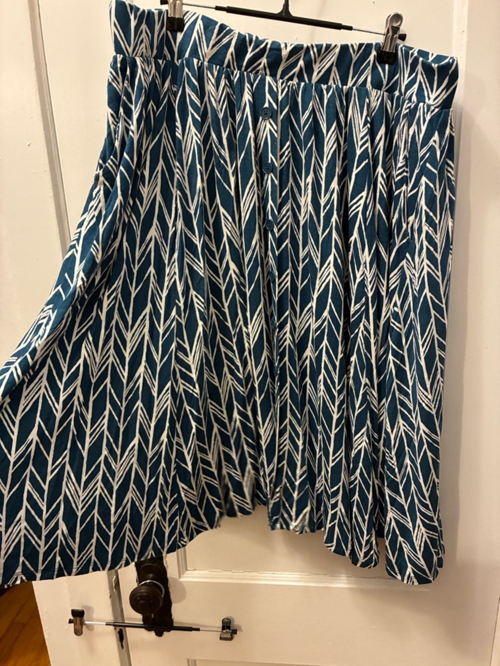 torrid Teal & White Chevron-Print Circle Skirt with POCKETS!
